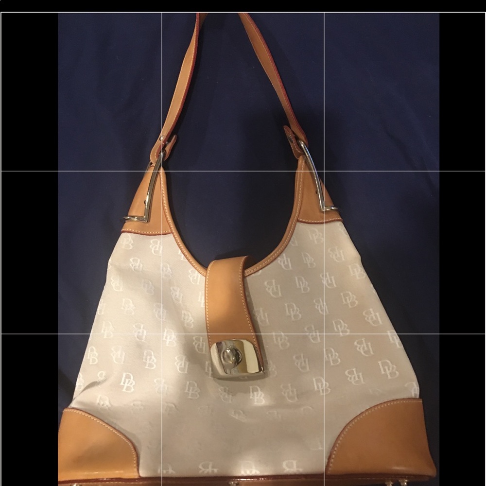 Authentic Dooney /Bourke. 20 long/12 wide